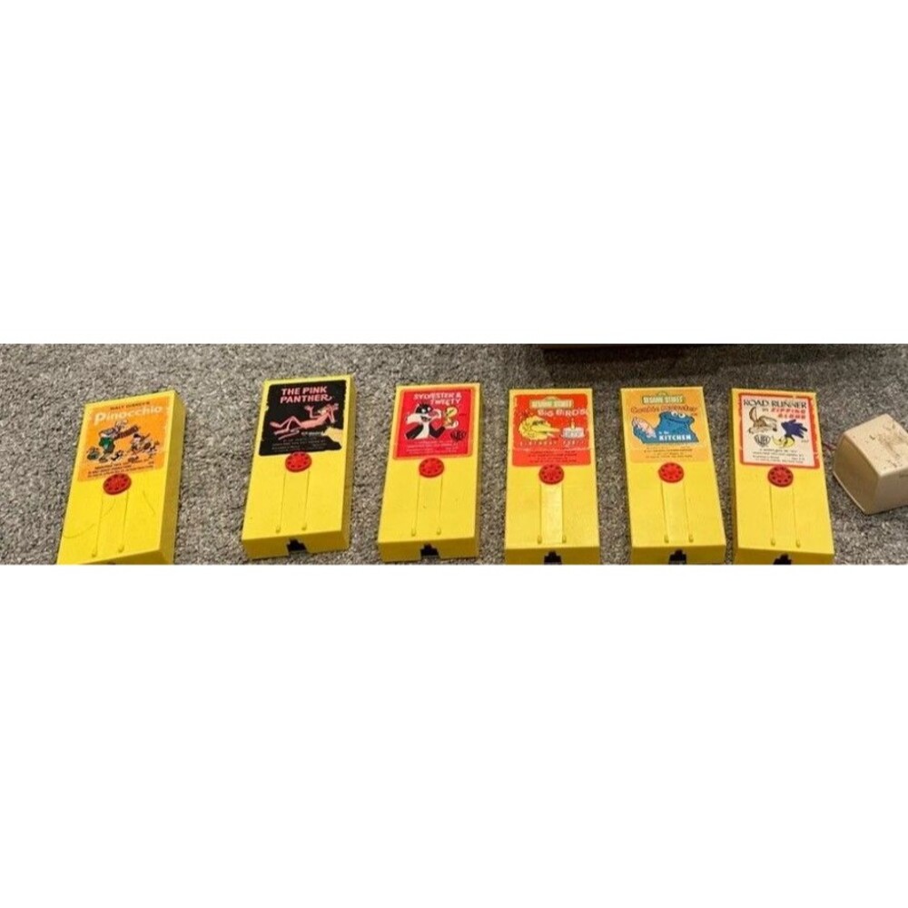 Vintage 1985 Fisher Price lot 6 Cartridges Disney Looney Tunes Sesame Street